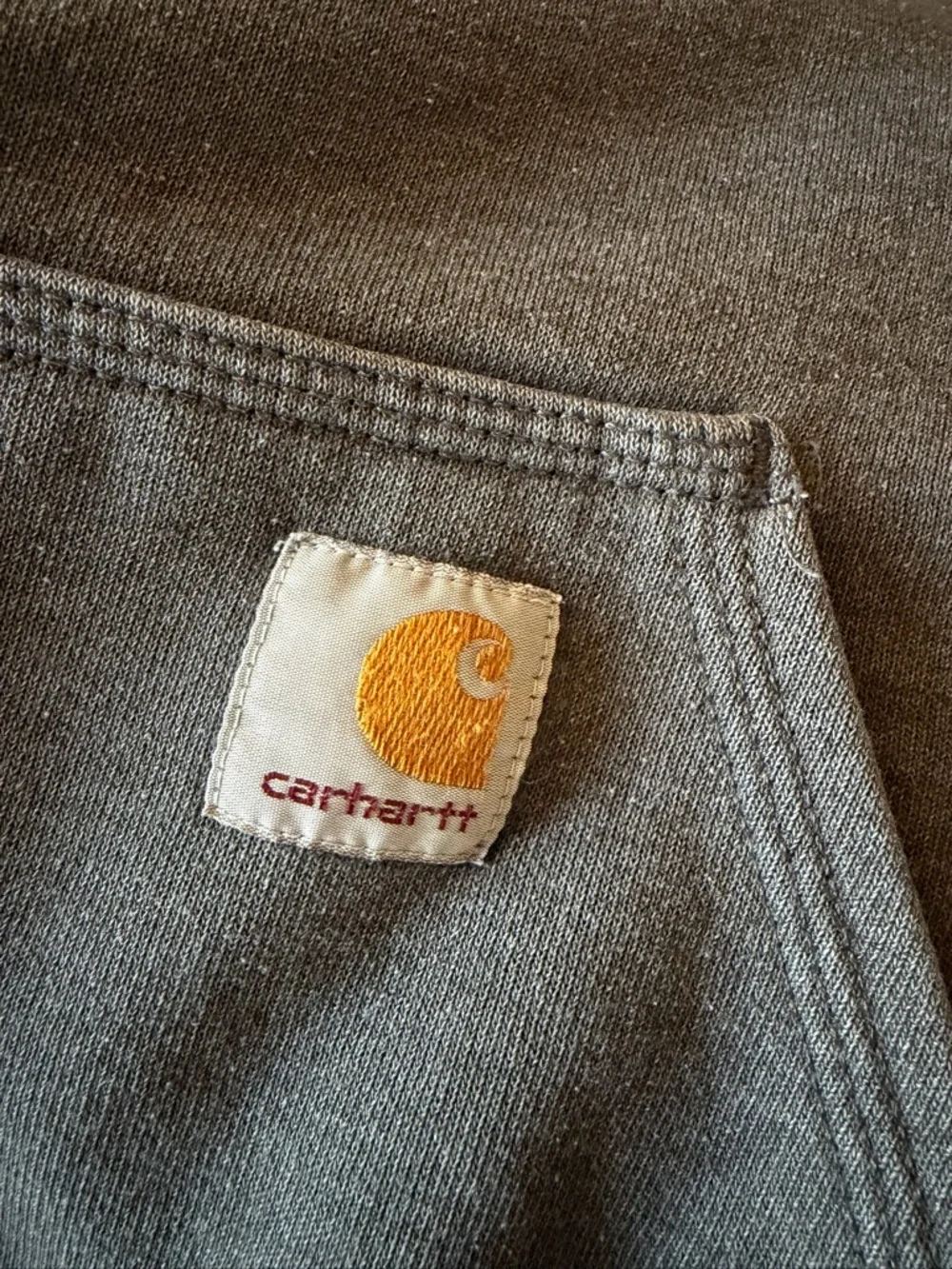 Carhartt Men's Hooded Pullover Sweatshirt in Gray, Size S - Picture 2 of 7